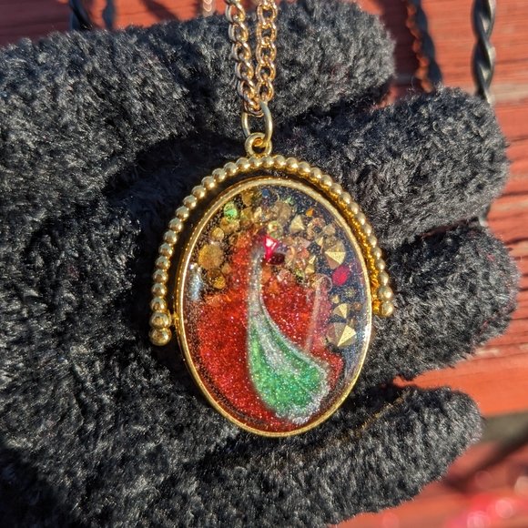 Red Spinner Necklace Sparkly Handmade Resin Jewels Jewelry Unique OOAK Fidget - Picture 4 of 14